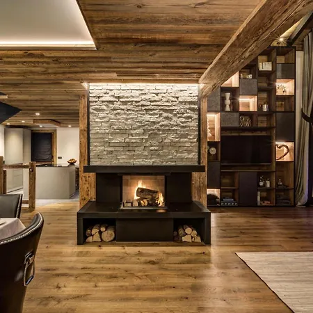 Engadine Luxe Prestigious Chalet In Lejlighed St. Moritz